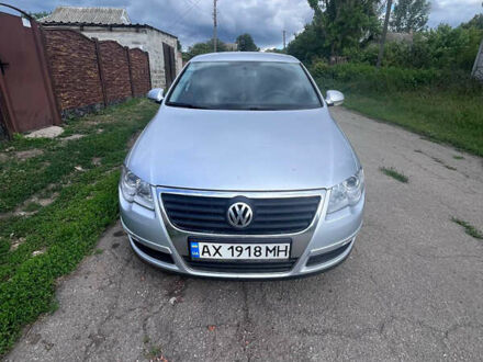 Серый Фольксваген Пассат, объемом двигателя 2 л и пробегом 400 тыс. км за 4800 $, фото 1 на Automoto.ua