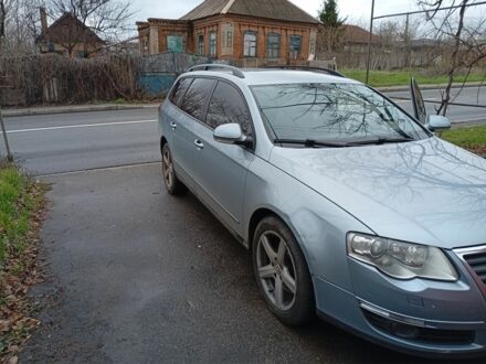 Серый Фольксваген Пассат, объемом двигателя 2 л и пробегом 313 тыс. км за 4000 $, фото 1 на Automoto.ua