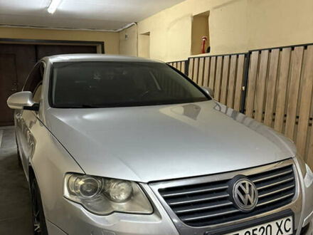 Серый Фольксваген Пассат, объемом двигателя 1.98 л и пробегом 208 тыс. км за 6300 $, фото 1 на Automoto.ua