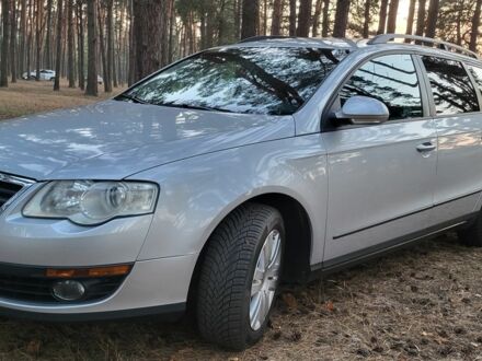 Фольксваген Пассат 2006 у Сумах на Automoto.ua Сірий Фольксваген Пассат, об'ємом двигуна 1.6 л та пробігом 242 тис. км за 6600 $, фото 1 на Automoto.ua