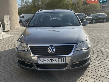 Серый Фольксваген Пассат, объемом двигателя 1.6 л и пробегом 238 тыс. км за 5200 $, фото 1 на Automoto.ua