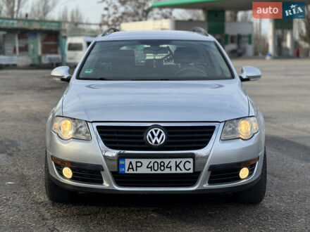 Серый Фольксваген Пассат, объемом двигателя 1.6 л и пробегом 234 тыс. км за 4250 $, фото 1 на Automoto.ua