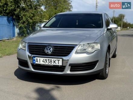Фольксваген Пассат 2006 в Белой Церкве на Automoto.ua Серый Фольксваген Пассат, объемом двигателя 1.6 л и пробегом 265 тыс. км за 6300 $, фото 1 на Automoto.ua