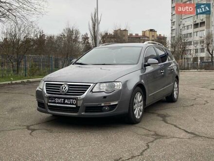 Серый Фольксваген Пассат, объемом двигателя 1.6 л и пробегом 258 тыс. км за 6500 $, фото 1 на Automoto.ua