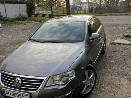 Серый Фольксваген Пассат, объемом двигателя 2 л и пробегом 250 тыс. км за 7000 $, фото 1 на Automoto.ua