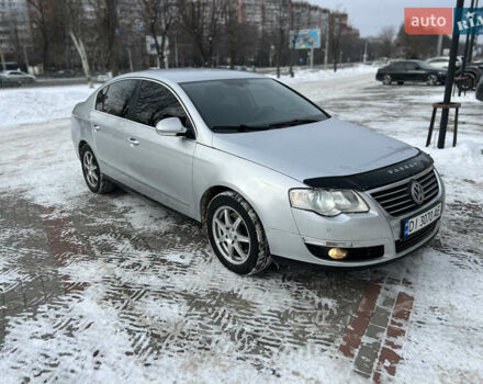 Серый Фольксваген Пассат, объемом двигателя 2 л и пробегом 268 тыс. км за 6300 $, фото 1 на Automoto.ua