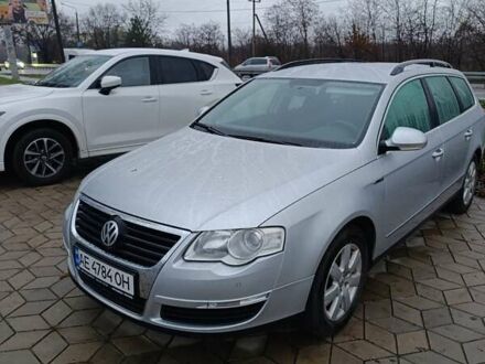 Сірий Фольксваген Пассат, об'ємом двигуна 1.8 л та пробігом 240 тис. км за 6750 $, фото 1 на Automoto.ua