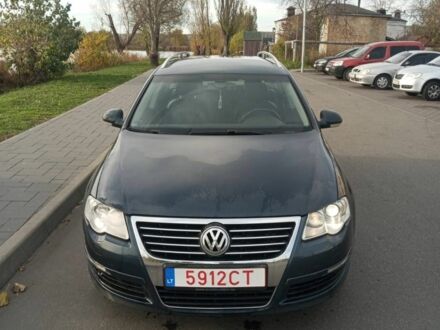 Сірий Фольксваген Пассат, об'ємом двигуна 2 л та пробігом 250 тис. км за 2500 $, фото 1 на Automoto.ua