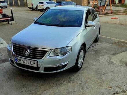 Серый Фольксваген Пассат, объемом двигателя 2 л и пробегом 270 тыс. км за 6100 $, фото 1 на Automoto.ua