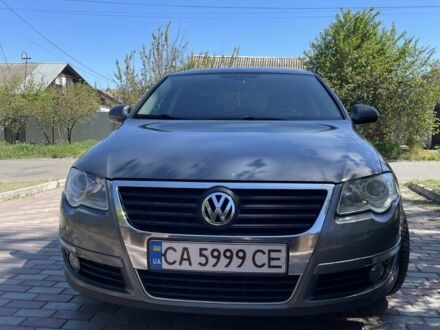 Фольксваген Пассат 2007 у Києві на Automoto.ua Сірий Фольксваген Пассат, об'ємом двигуна 2 л та пробігом 309 тис. км за 7700 $, фото 1 на Automoto.ua