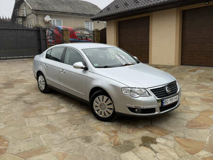 Серый Фольксваген Пассат, объемом двигателя 0 л и пробегом 197 тыс. км за 5700 $, фото 1 на Automoto.ua