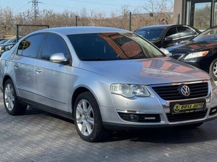 Фольксваген Пассат 2007 в Черновцах на Automoto.ua Серый Фольксваген Пассат, объемом двигателя 2 л и пробегом 295 тыс. км за 6800 $, фото 1 на Automoto.ua
