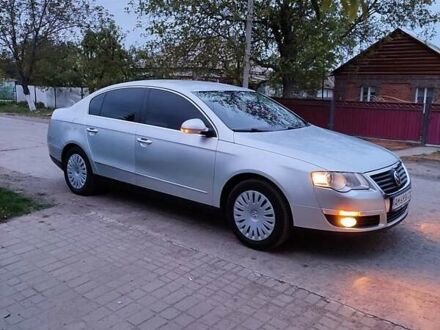 Сірий Фольксваген Пассат, об'ємом двигуна 2 л та пробігом 320 тис. км за 6800 $, фото 1 на Automoto.ua