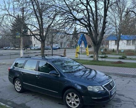 Серый Фольксваген Пассат, объемом двигателя 1.9 л и пробегом 380 тыс. км за 2550 $, фото 1 на Automoto.ua