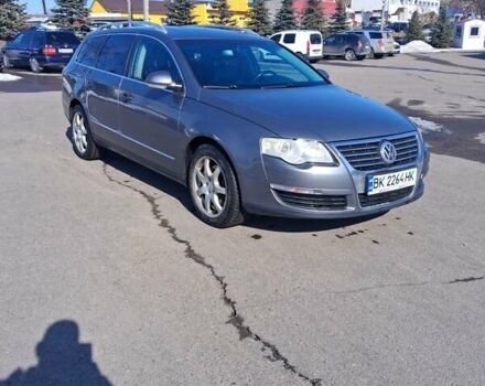 Серый Фольксваген Пассат, объемом двигателя 2 л и пробегом 349 тыс. км за 6150 $, фото 1 на Automoto.ua