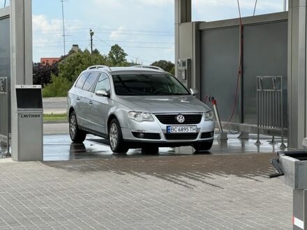Фольксваген Пассат 2007 у Городке на Automoto.ua Сірий Фольксваген Пассат, об'ємом двигуна 2 л та пробігом 330 тис. км за 4500 $, фото 1 на Automoto.ua