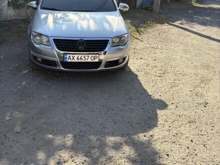 Серый Фольксваген Пассат, объемом двигателя 2 л и пробегом 287 тыс. км за 6000 $, фото 1 на Automoto.ua