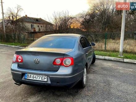 Серый Фольксваген Пассат, объемом двигателя 2 л и пробегом 270 тыс. км за 3800 $, фото 1 на Automoto.ua