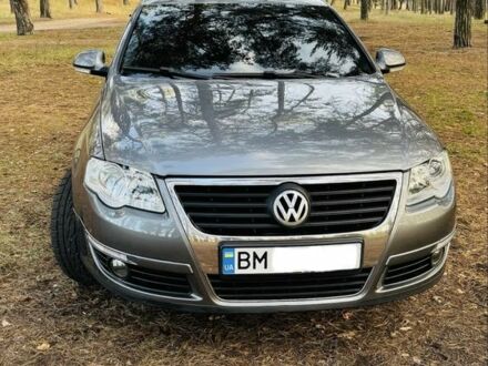 Серый Фольксваген Пассат, объемом двигателя 2 л и пробегом 295 тыс. км за 6800 $, фото 1 на Automoto.ua