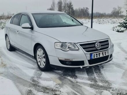Серый Фольксваген Пассат, объемом двигателя 0 л и пробегом 276 тыс. км за 3300 $, фото 1 на Automoto.ua