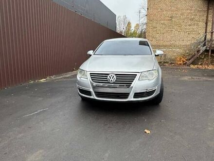 Серый Фольксваген Пассат, объемом двигателя 2 л и пробегом 223 тыс. км за 5500 $, фото 1 на Automoto.ua