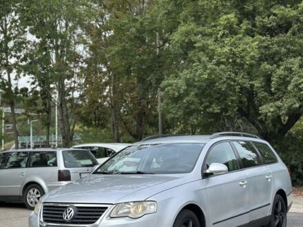Фольксваген Пассат 2007 в Днепре (Днепропетровске) на Automoto.ua Серый Фольксваген Пассат, объемом двигателя 1.9 л и пробегом 250 тыс. км за 3300 $, фото 1 на Automoto.ua