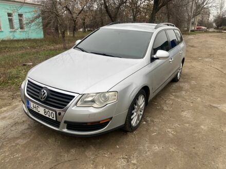 Серый Фольксваген Пассат, объемом двигателя 1.9 л и пробегом 390 тыс. км за 3054 $, фото 1 на Automoto.ua