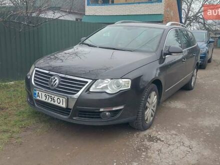 Серый Фольксваген Пассат, объемом двигателя 2 л и пробегом 310 тыс. км за 5800 $, фото 1 на Automoto.ua