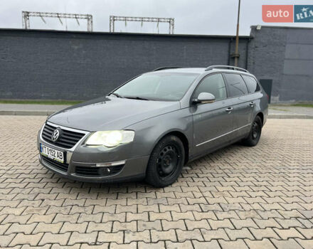 Серый Фольксваген Пассат, объемом двигателя 2 л и пробегом 490 тыс. км за 3999 $, фото 1 на Automoto.ua