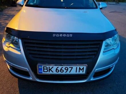 Серый Фольксваген Пассат, объемом двигателя 1.97 л и пробегом 303 тыс. км за 7000 $, фото 1 на Automoto.ua