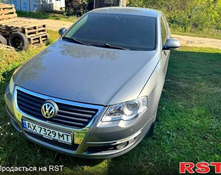 Серый Фольксваген Пассат, объемом двигателя 2 л и пробегом 380 тыс. км за 6200 $, фото 1 на Automoto.ua