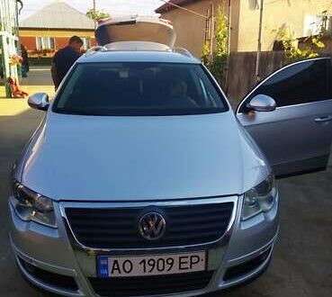 Фольксваген Пассат 2008 в Виноградове на Automoto.ua Серый Фольксваген Пассат, объемом двигателя 2 л и пробегом 263 тыс. км за 7300 $, фото 1 на Automoto.ua