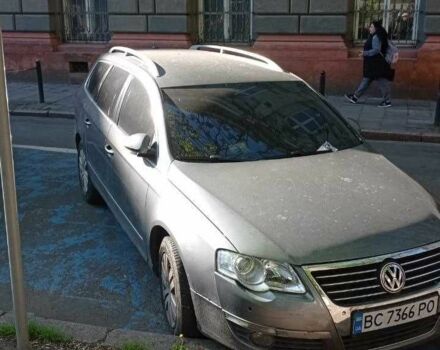 Серый Фольксваген Пассат, объемом двигателя 2 л и пробегом 212 тыс. км за 6800 $, фото 1 на Automoto.ua