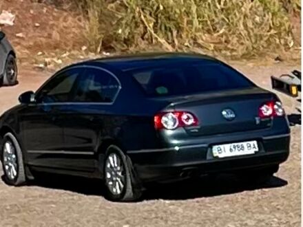 Серый Фольксваген Пассат, объемом двигателя 2 л и пробегом 120 тыс. км за 7500 $, фото 1 на Automoto.ua