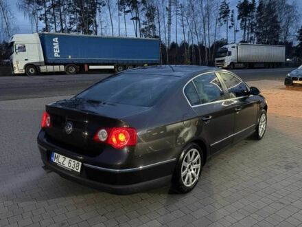 Сірий Фольксваген Пассат, об'ємом двигуна 2 л та пробігом 280 тис. км за 2400 $, фото 1 на Automoto.ua