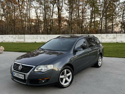 Фольксваген Пассат 2008 в Луцке на Automoto.ua Серый Фольксваген Пассат, объемом двигателя 1.97 л и пробегом 377 тыс. км за 6500 $, фото 1 на Automoto.ua