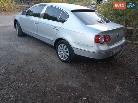 Фольксваген Пассат 2008 в Кривом Роге на Automoto.ua Серый Фольксваген Пассат, объемом двигателя 1.97 л и пробегом 223 тыс. км за 8700 $, фото 1 на Automoto.ua