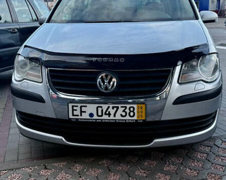 Серый Фольксваген Пассат, объемом двигателя 1.8 л и пробегом 199 тыс. км за 7500 $, фото 1 на Automoto.ua