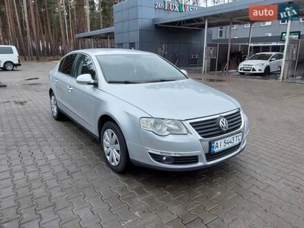 Серый Фольксваген Пассат, объемом двигателя 1.8 л и пробегом 356 тыс. км за 6150 $, фото 1 на Automoto.ua