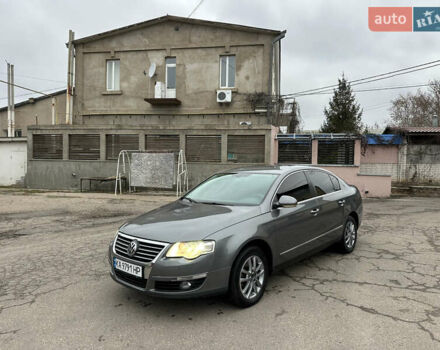 Сірий Фольксваген Пассат, об'ємом двигуна 2 л та пробігом 231 тис. км за 6250 $, фото 1 на Automoto.ua