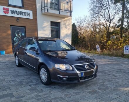 Сірий Фольксваген Пассат, об'ємом двигуна 2 л та пробігом 300 тис. км за 2786 $, фото 1 на Automoto.ua