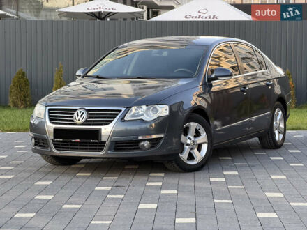 Сірий Фольксваген Пассат, об'ємом двигуна 2 л та пробігом 310 тис. км за 5800 $, фото 1 на Automoto.ua