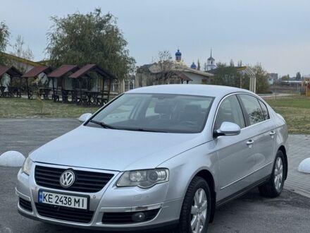 Фольксваген Пассат 2008 в Славянске на Automoto.ua Серый Фольксваген Пассат, объемом двигателя 2 л и пробегом 212 тыс. км за 5800 $, фото 1 на Automoto.ua