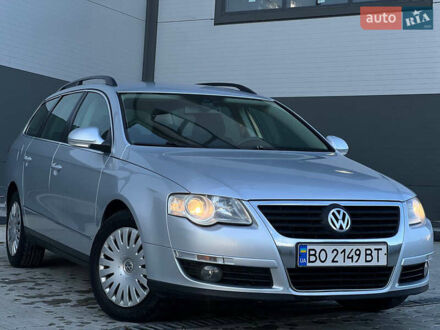 Фольксваген Пассат 2008 у Тернополі на Automoto.ua Сірий Фольксваген Пассат, об'ємом двигуна 1.97 л та пробігом 245 тис. км за 5999 $, фото 1 на Automoto.ua