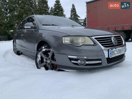 Серый Фольксваген Пассат, объемом двигателя 1.8 л и пробегом 291 тыс. км за 4950 $, фото 1 на Automoto.ua