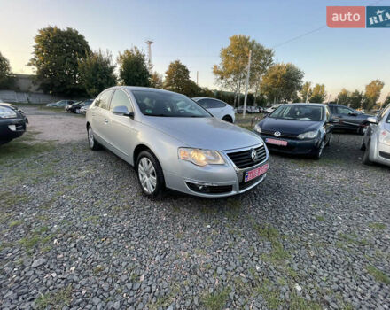 Серый Фольксваген Пассат, объемом двигателя 1.4 л и пробегом 155 тыс. км за 6400 $, фото 1 на Automoto.ua