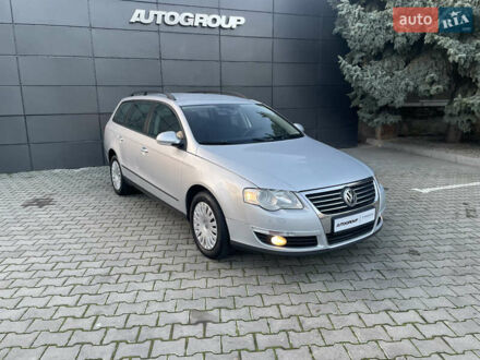 Серый Фольксваген Пассат, объемом двигателя 1.97 л и пробегом 200 тыс. км за 6500 $, фото 1 на Automoto.ua