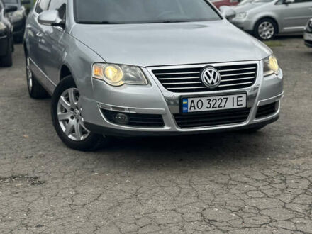 Фольксваген Пассат 2008 у Хмельницькому на Automoto.ua Сірий Фольксваген Пассат, об'ємом двигуна 1.97 л та пробігом 275 тис. км за 6750 $, фото 1 на Automoto.ua