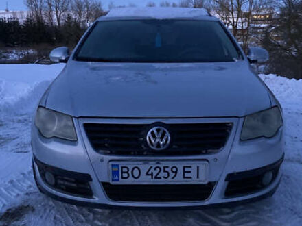 Сірий Фольксваген Пассат, об'ємом двигуна 2 л та пробігом 306 тис. км за 5900 $, фото 1 на Automoto.ua