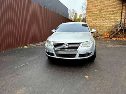 Серый Фольксваген Пассат, объемом двигателя 2 л и пробегом 220 тыс. км за 5500 $, фото 1 на Automoto.ua